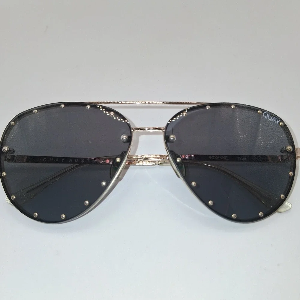 QUAY AUSTRALIA Sunglasses Women's Silver-tone Dark Grey Aviator Studded